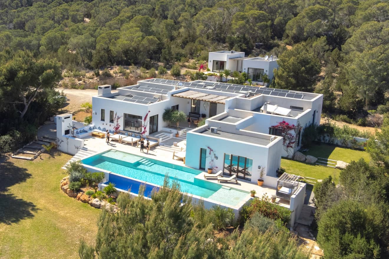 Villa Haisley: Hire a Luxury Villa in Ibiza Surrounded by Nature and Comfort