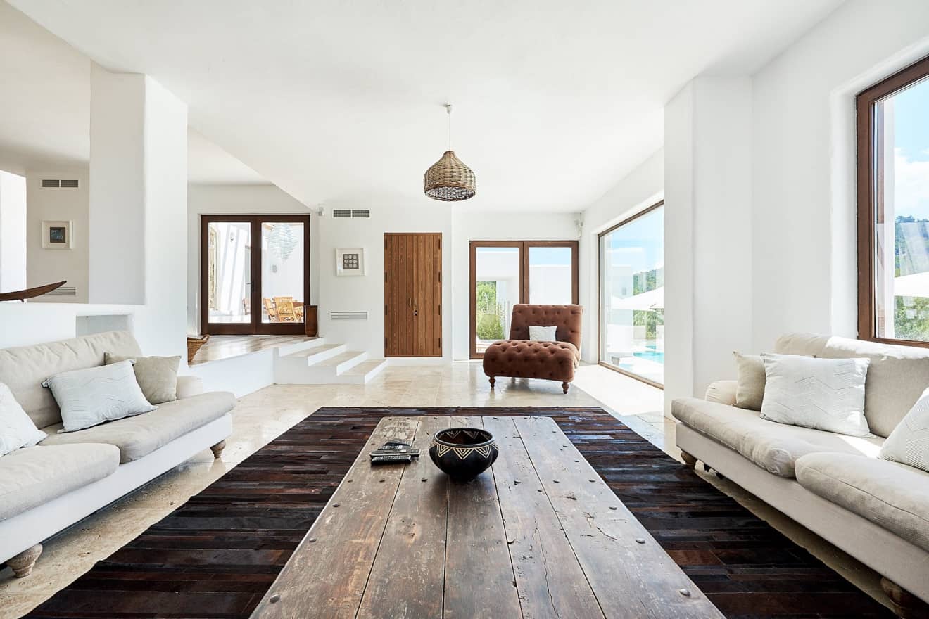 Villa Haisley: Hire a Luxury Villa in Ibiza Surrounded by Nature and Comfort