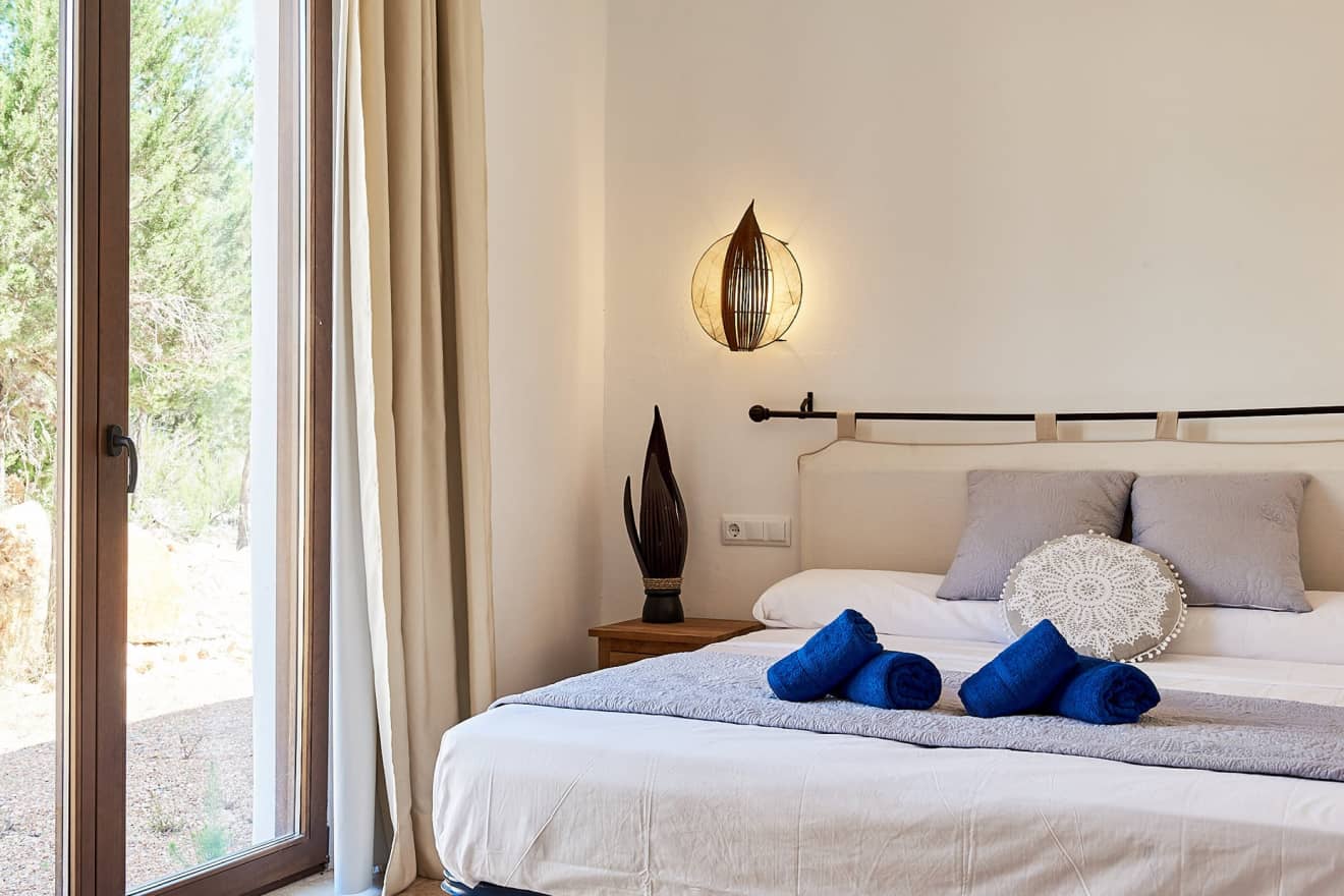 Villa Haisley: Hire a Luxury Villa in Ibiza Surrounded by Nature and Comfort
