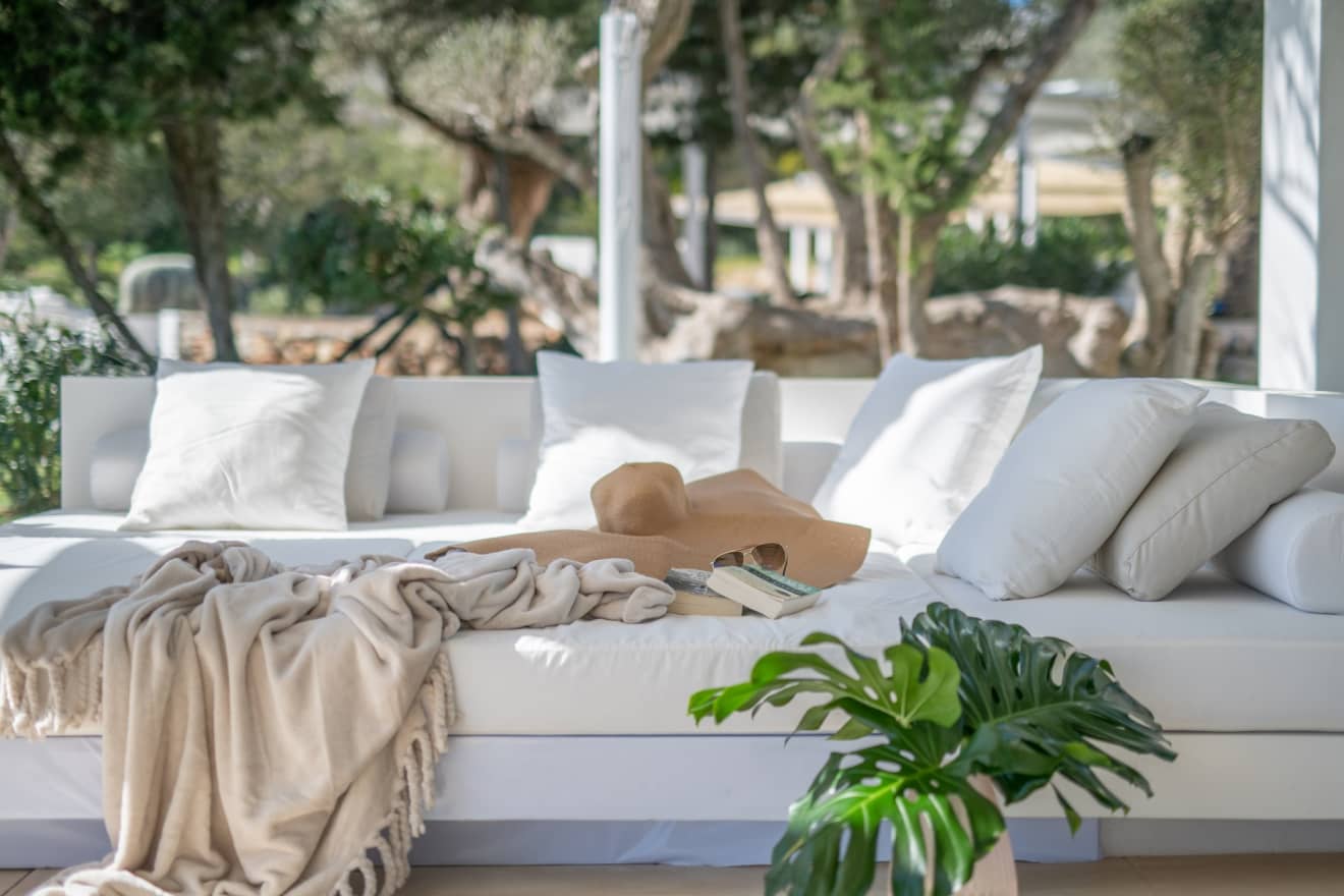 Villa Heidi – Premium 6-Bedroom Luxury Villa Rental in Ibiza With Sea Views and Infinity Pool