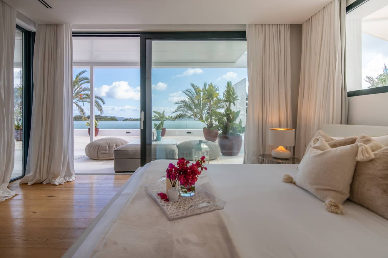 Villa Heidi – Premium 6-Bedroom Luxury Villa Rental in Ibiza With Sea Views and Infinity Pool